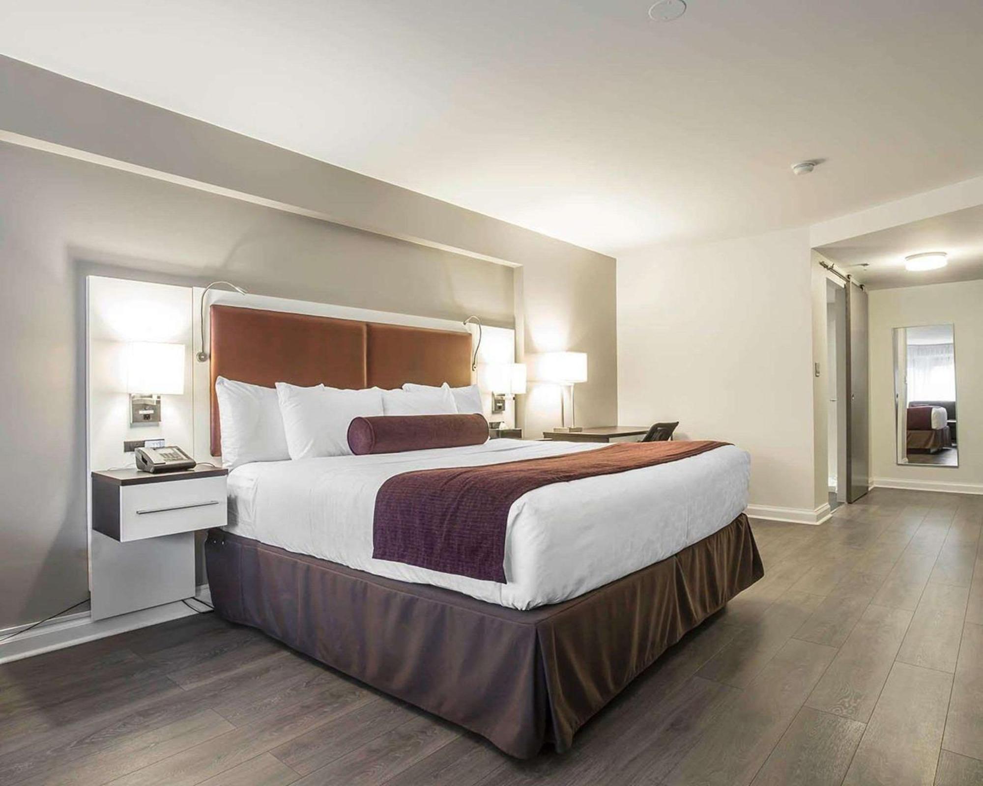 The Saint James Hotel, Ascend Hotel Collection Toronto Dış mekan fotoğraf