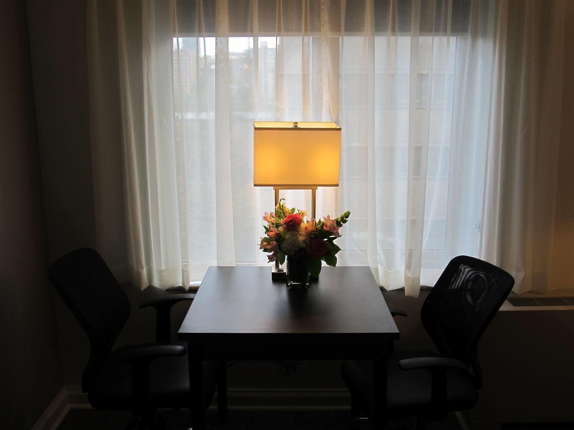 The Saint James Hotel, Ascend Hotel Collection Toronto Dış mekan fotoğraf